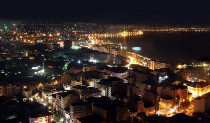 İzmir in  Deniz Kenarındaki En Güzel Mekanları